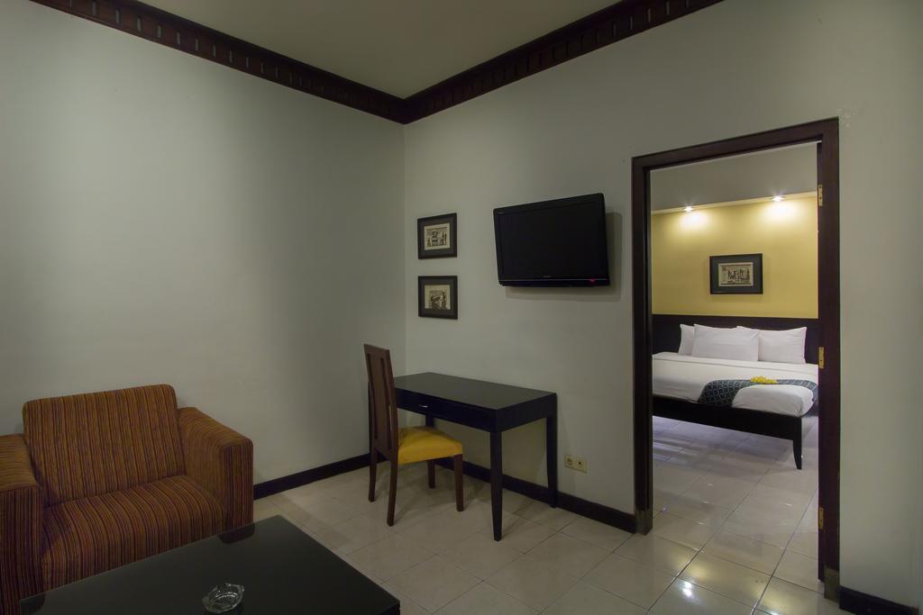 Hotel Quirin Semarang Kamer foto
