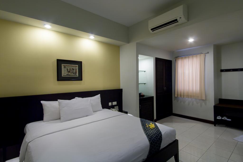 Hotel Quirin Semarang Kamer foto